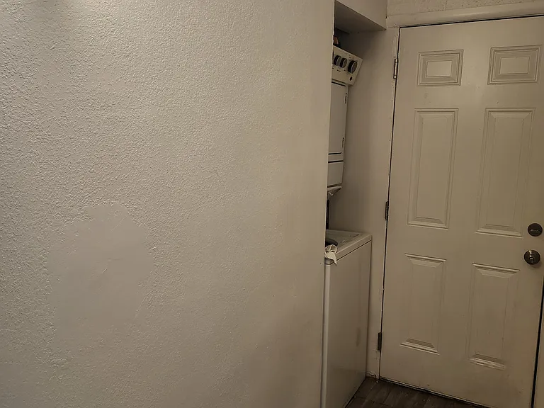 5229 N 59th Dr #1 — Photo 19