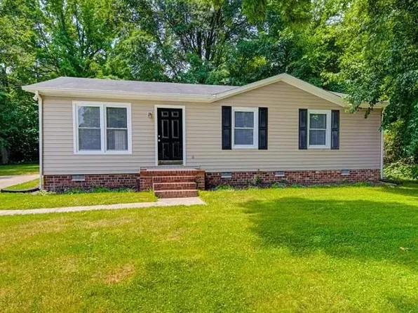 409 W Vandalia Rd, Greensboro, NC 27406