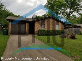 1117 Neptune St, Cedar Hill, TX 75104