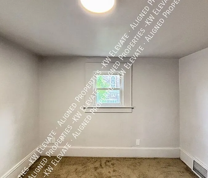 134 E Mildred Ave — Photo 18