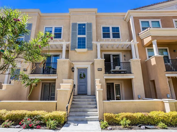 332 Expedition Ln, Milpitas, CA 95035