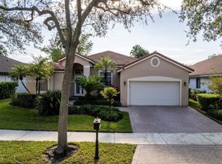 2724 Oakbrook Dr, Fort Lauderdale, FL 33332