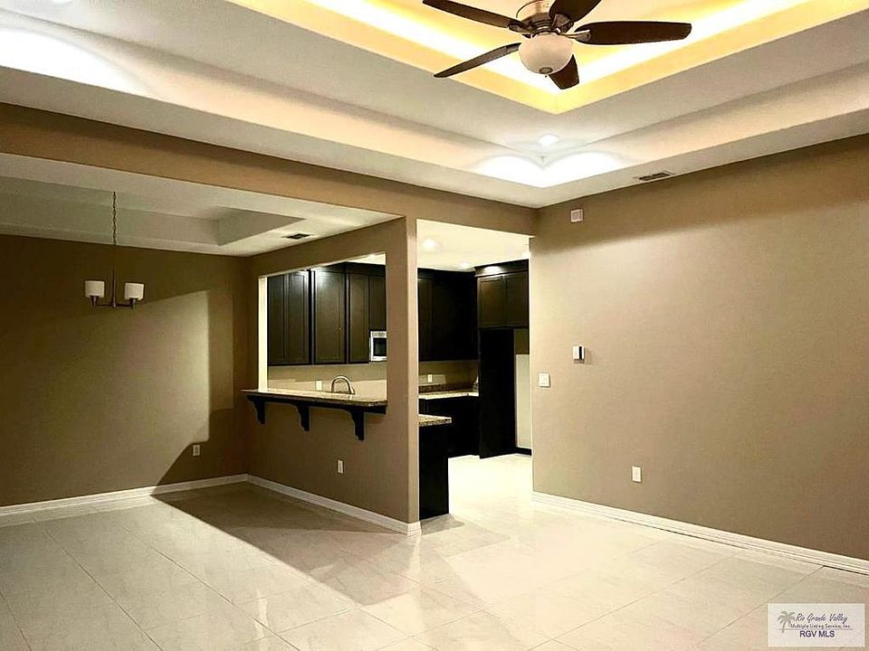 2nd image of 6960 Heritage Oaks Dr