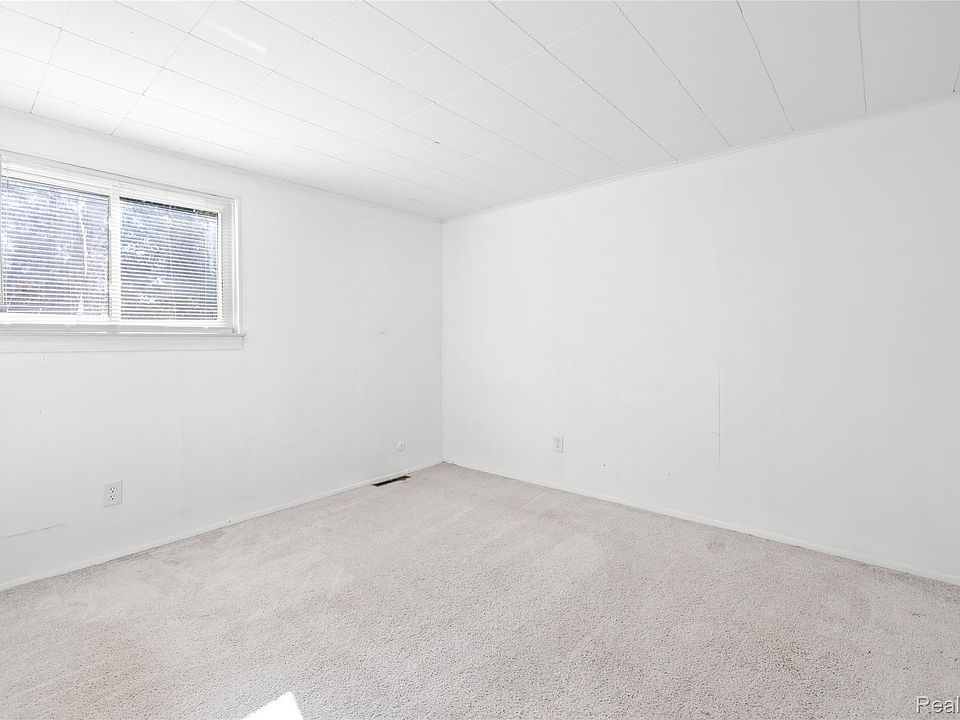349 W Beechdale St, photo 20