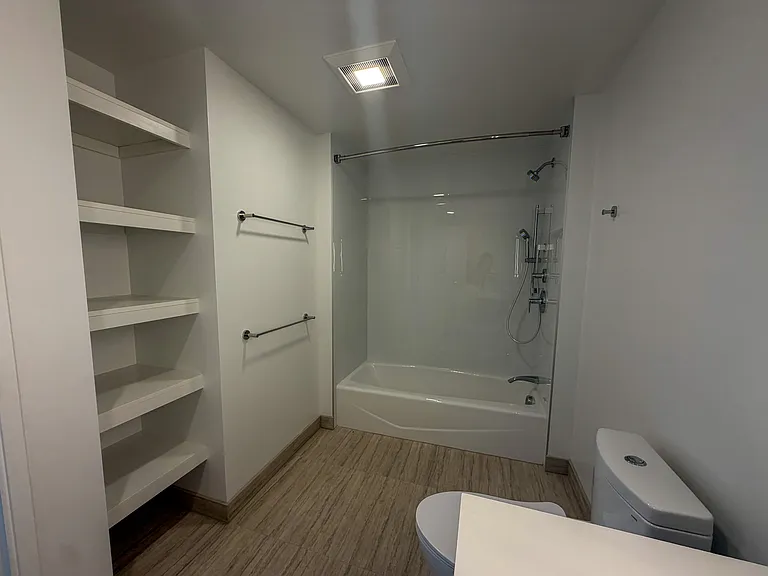 1500 Rycroft St #1802 — Photo 8
