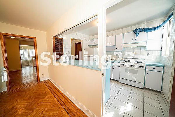 1st image of 2330 36th St #1