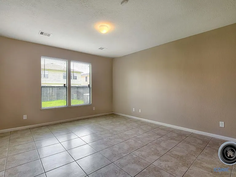 29434 Legends Bluff Dr — Photo 16