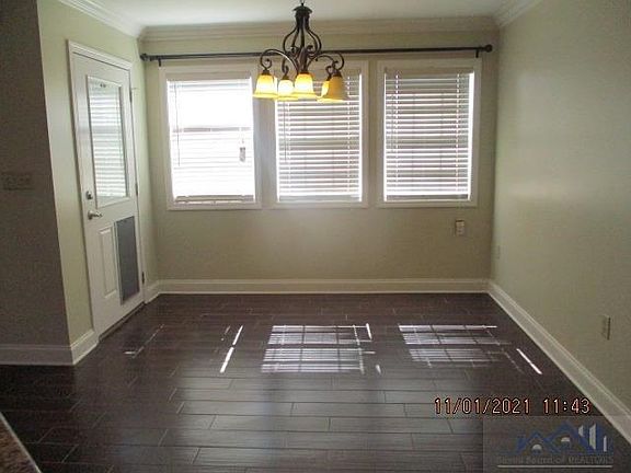 4th image of 362 Daralyn Dr