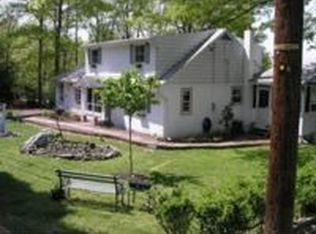 339 Papoose Dr, East Stroudsburg, PA 18302