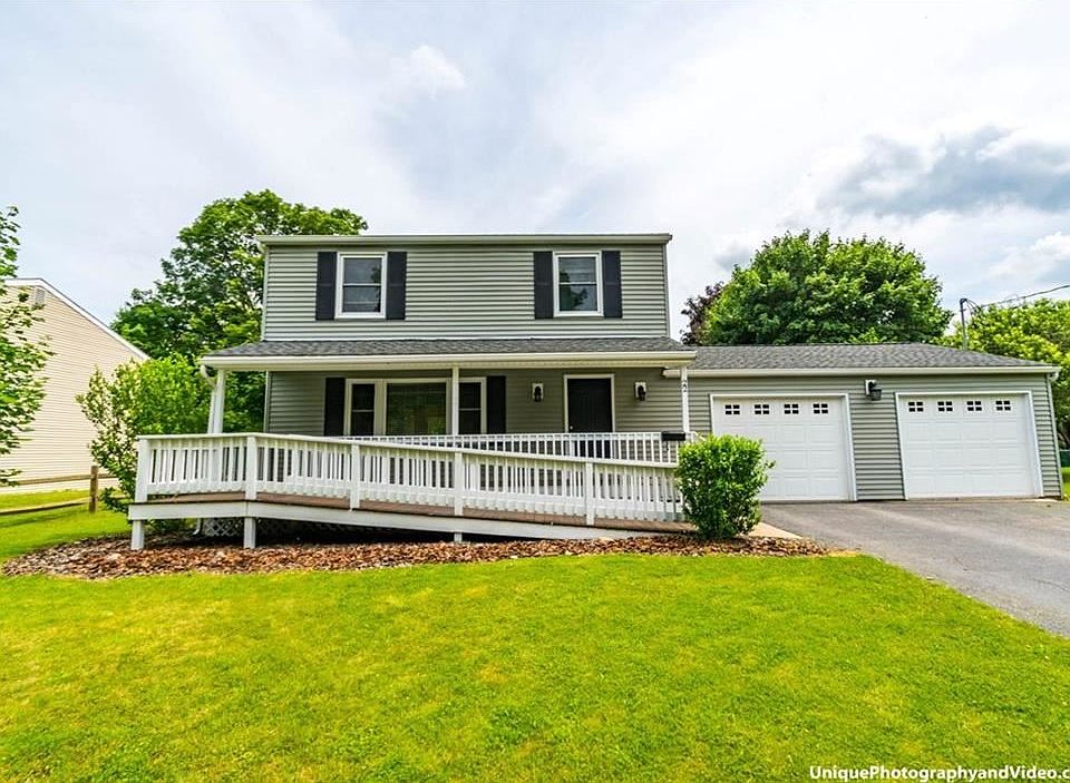 1st image of 22 Aldrich Dr