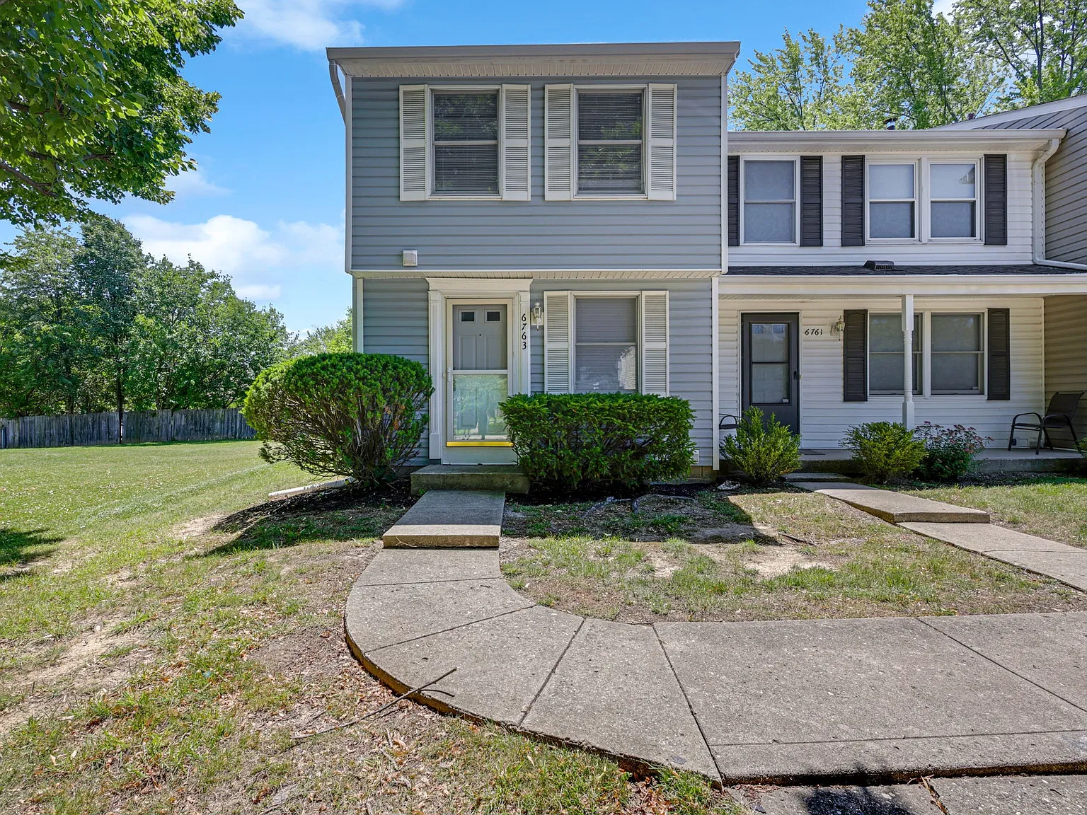 3 bed, 1.5 bath, 1495 sqft, $1,675 — Photo 1