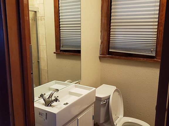 upstairs bathroom