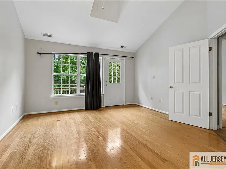 624 Brickhouse Rd — Photo 21