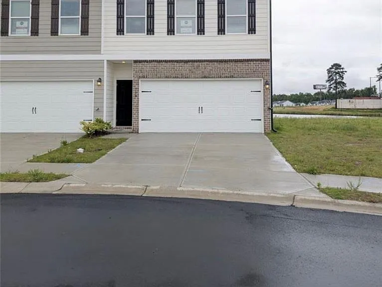 118 Brexley Dr — Photo 1