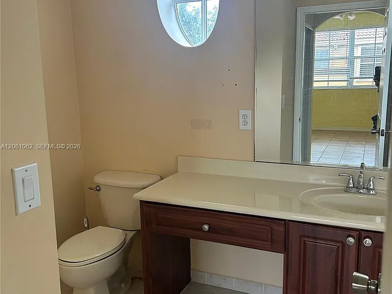 8508 NW 141st Ter #5 — Photo 6