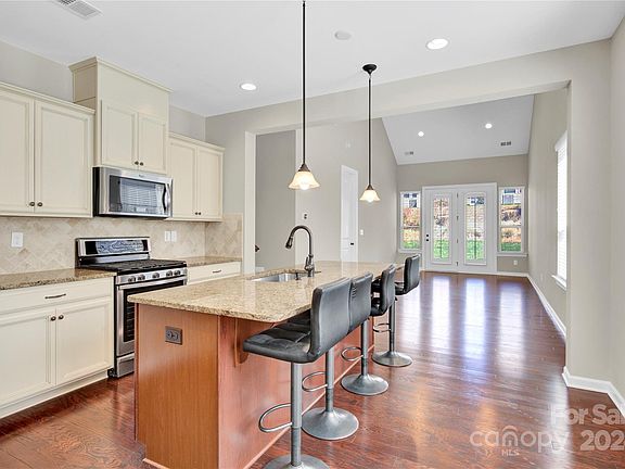 5th image of 5624 Stonewells Dr