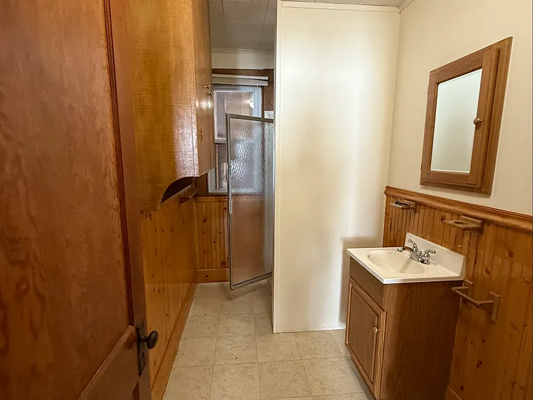 121 Rumford Ave #6 — Photo 1