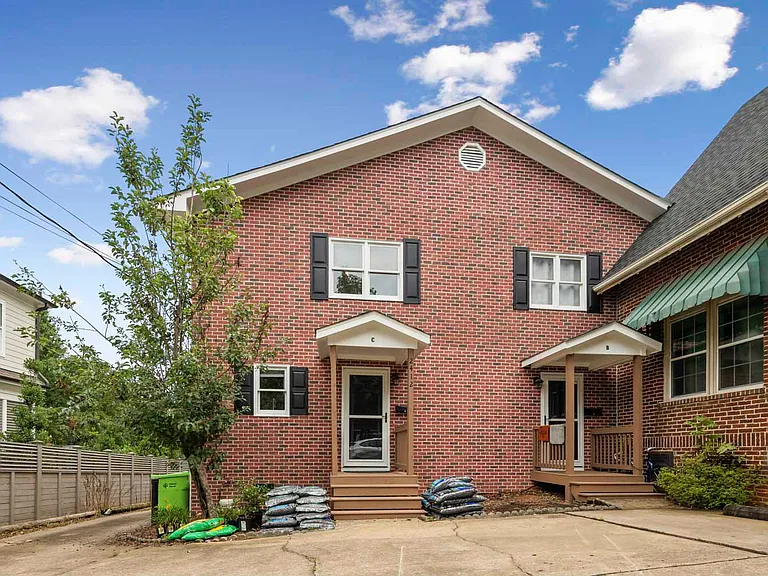 2412 Everett Ave #BB — Photo 1