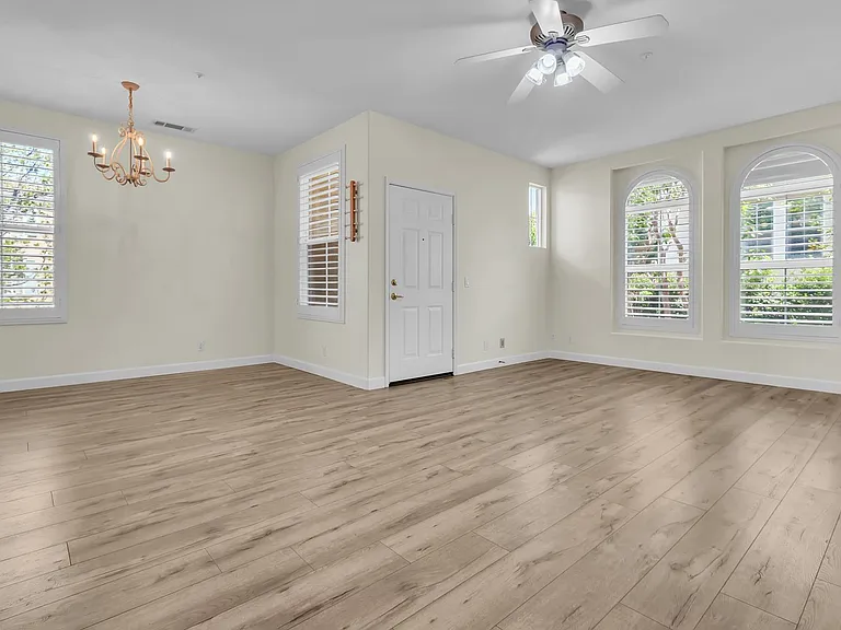 204 Terra Bella — Photo 10