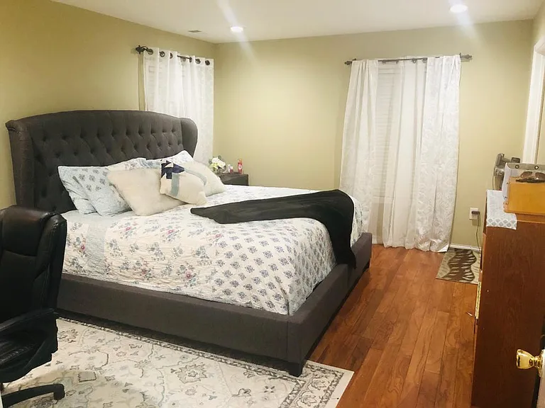111 Biscayne Ct — Photo 6