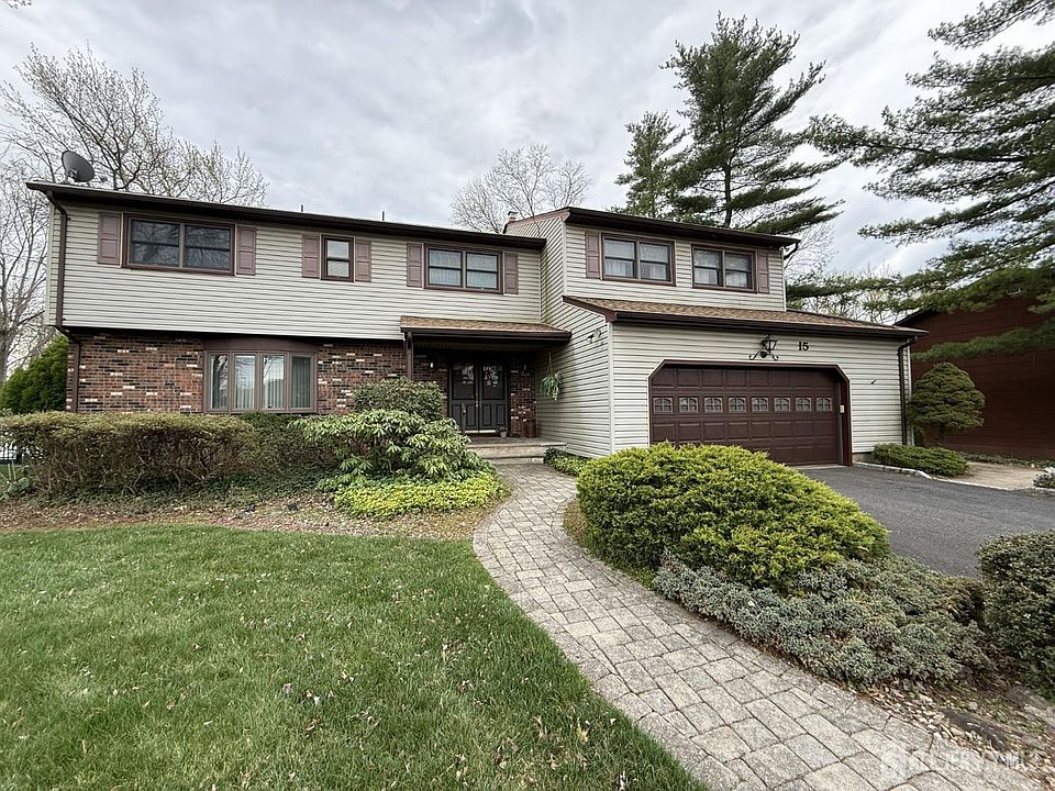 1st image of 15 Cutter Ave