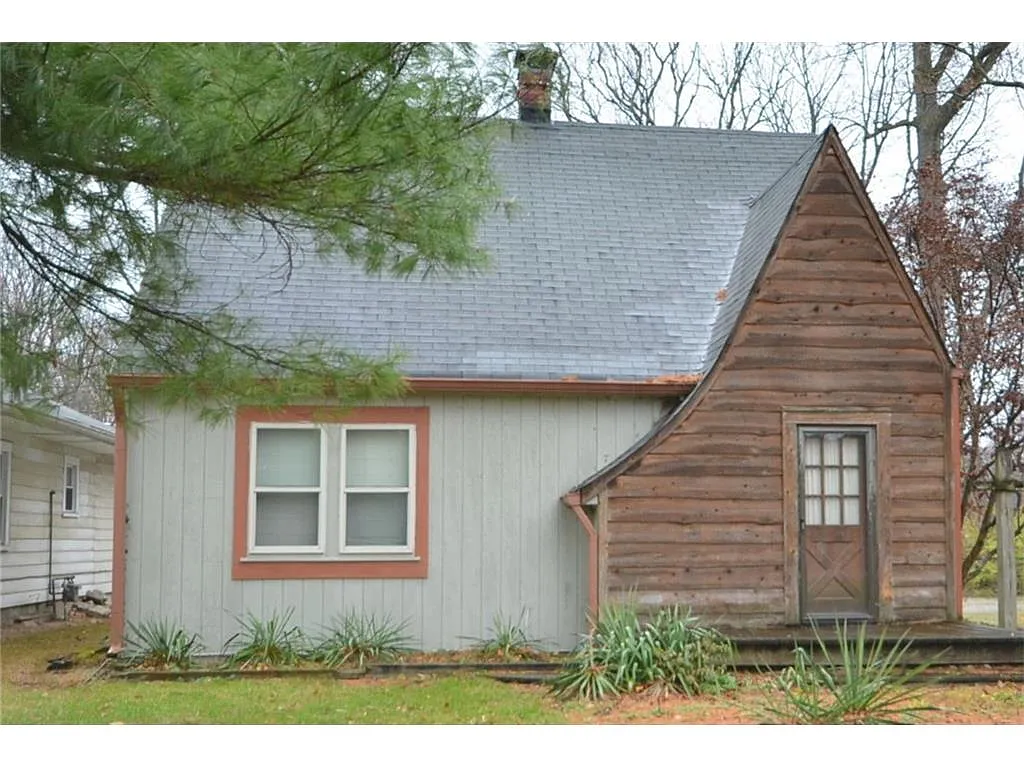 1550 Ruth Dr photo 1