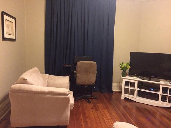 2nd image of 4502 Prytania St APT C
