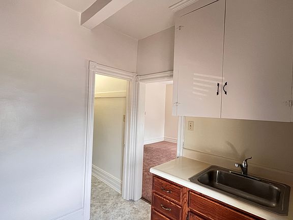 5th image of 514 Pine St #2