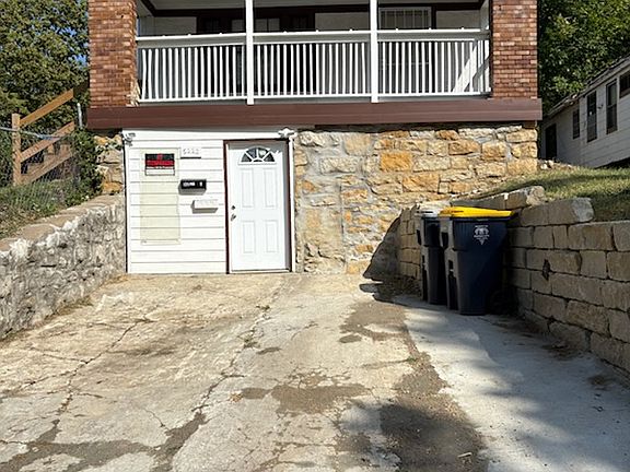 5th image of 5221 Wayne Ave