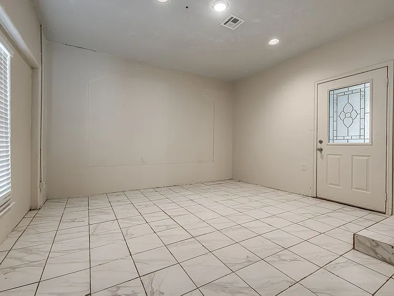 3312 Gwendolyn Ln — Photo 11