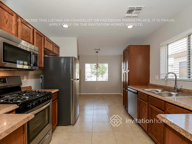 12441 W Willow Ave — Photo 5