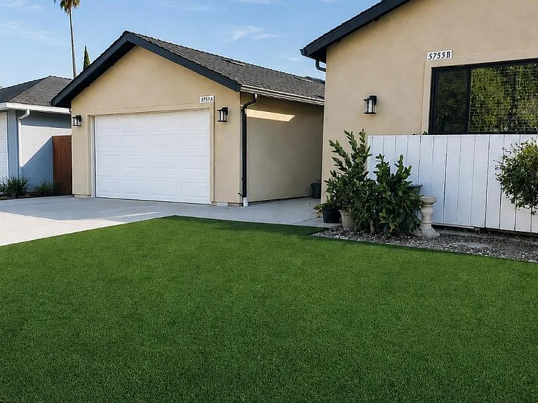 5755 Waltrip Ln — Photo 1