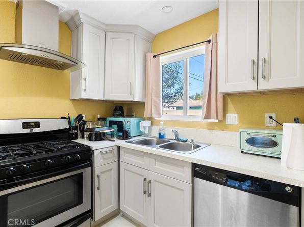 santa-ana-california-448100967 picture