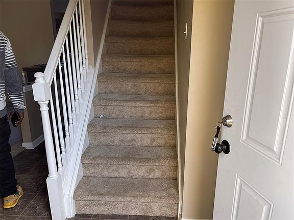 3rd image of 2623 Sheffield Dr