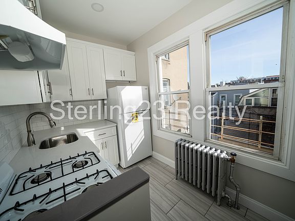 3rd image of 37-21 27th St #3