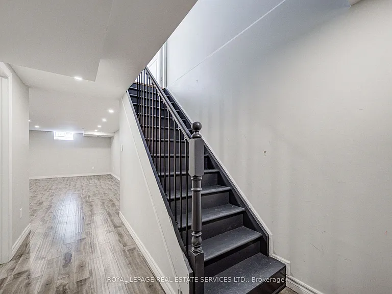 5530 Glen Erin Dr #22 — Photo 31