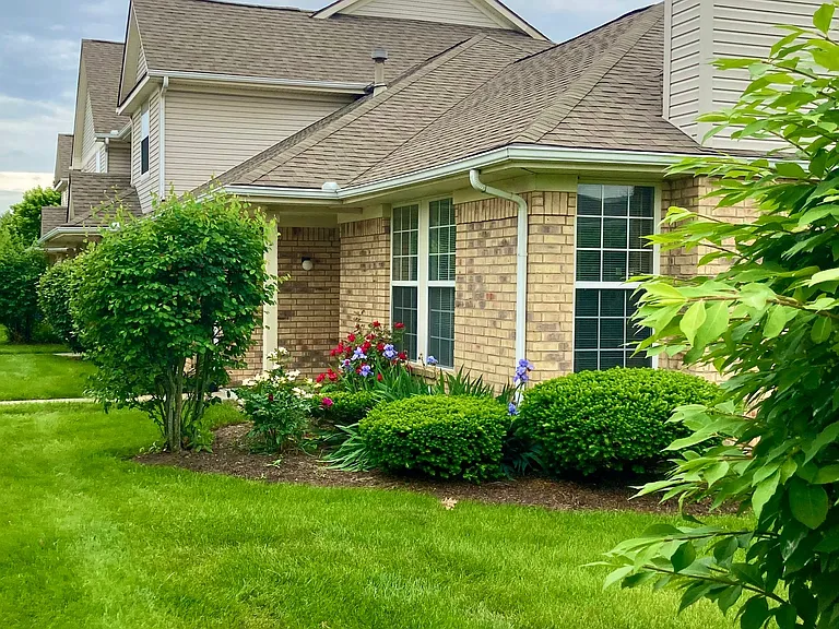 3168 Clubhouse Dr — Photo 8