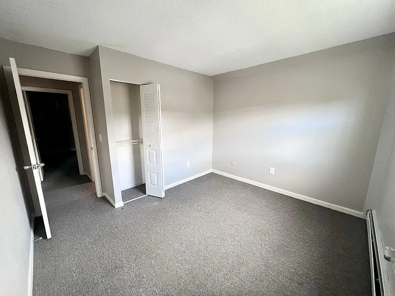 2 Bradford Dr #B15C — Photo 7