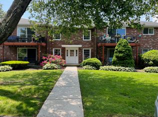 79 Fountain Ln APT 3, Weymouth, MA 02190