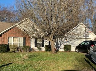 3232 Meadow Stone Ct, Charlotte, NC 28273