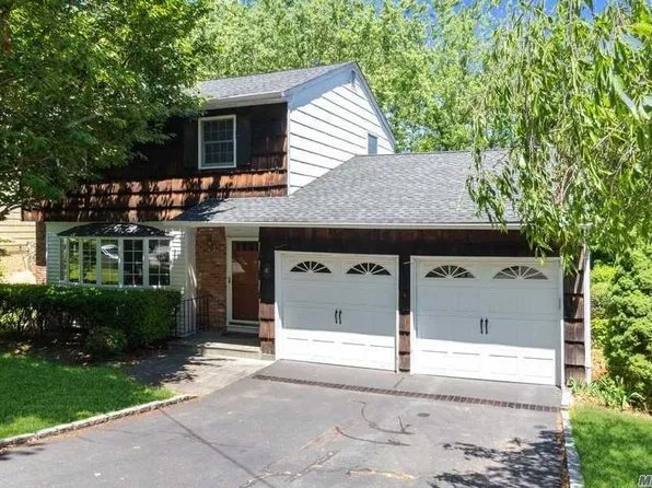 4 Spruce Ct, Huntington, NY 11743