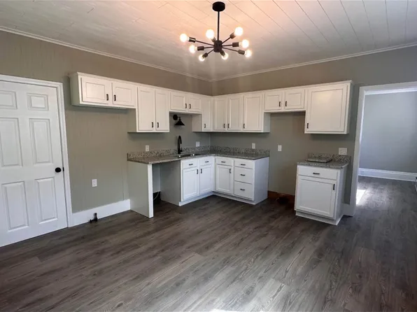 325 Kaul Ave #1, Saint Marys, PA 15857