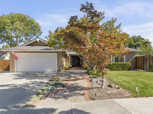 6898 Shearwater Dr, San Jose, CA 95120