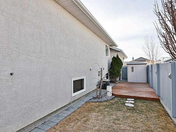 3rd image of 1012 S 24th Ave
