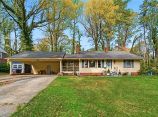 416 Woodsway Dr, Lexington, NC 27292