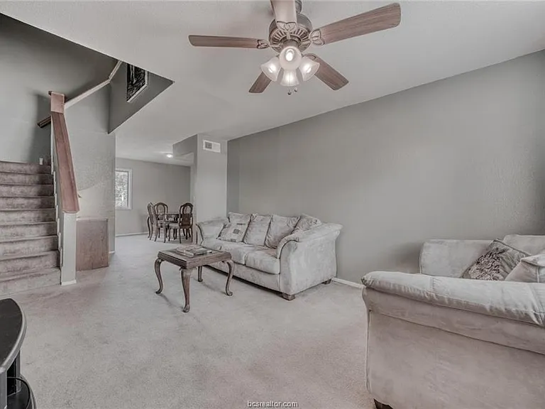 4401 Carter Creek Pkwy #15 — Photo 3