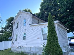 45 Grant St, Meriden, CT 06450