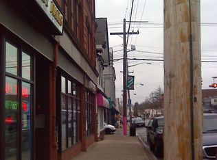 554-560 Washington St, Whitman, MA 02382