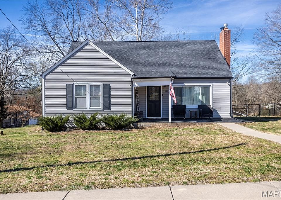 1st image of 1219 Crystal Heights Rd