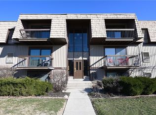 9601 Sunrise Blvd, North Royalton, OH 44133